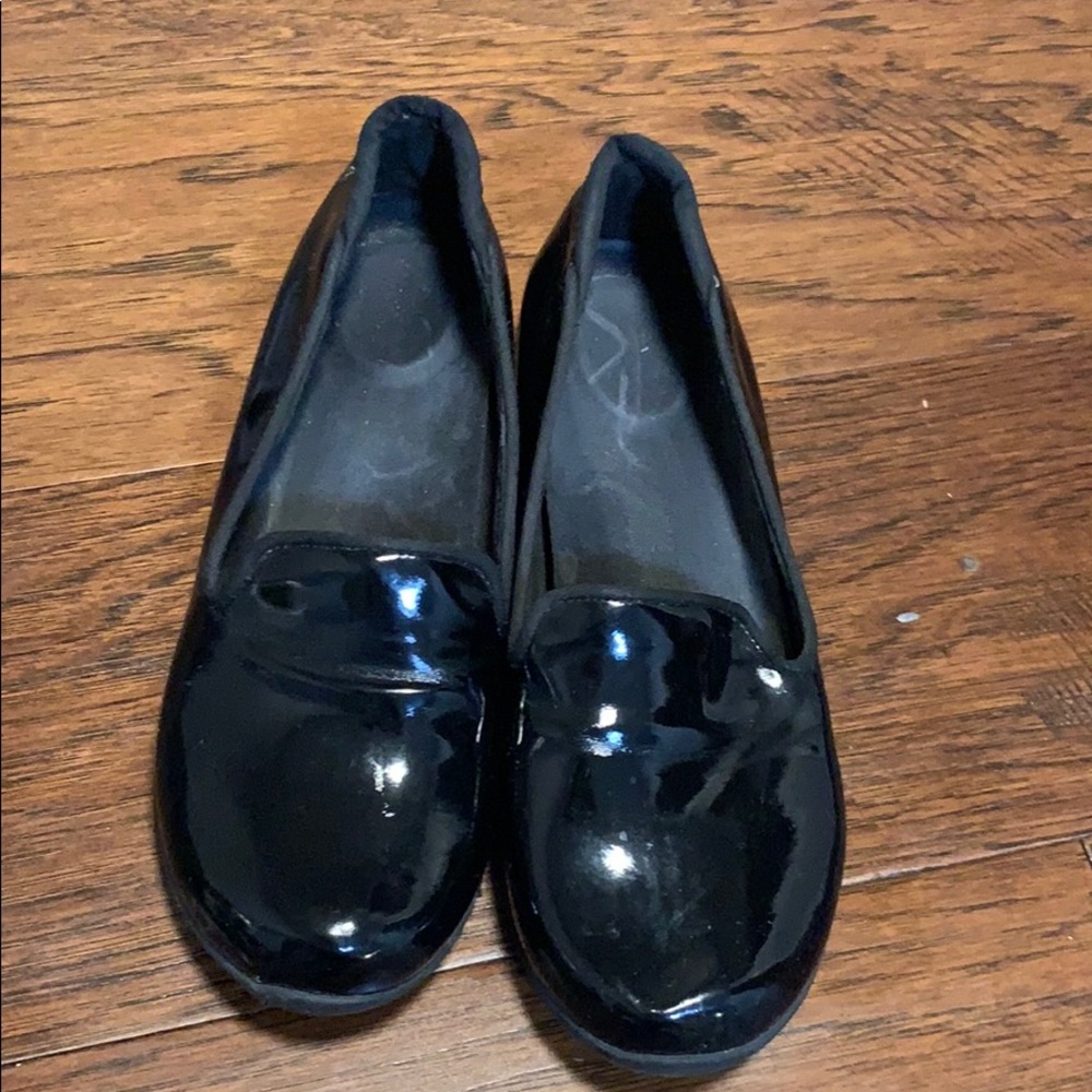Shiny Black flats